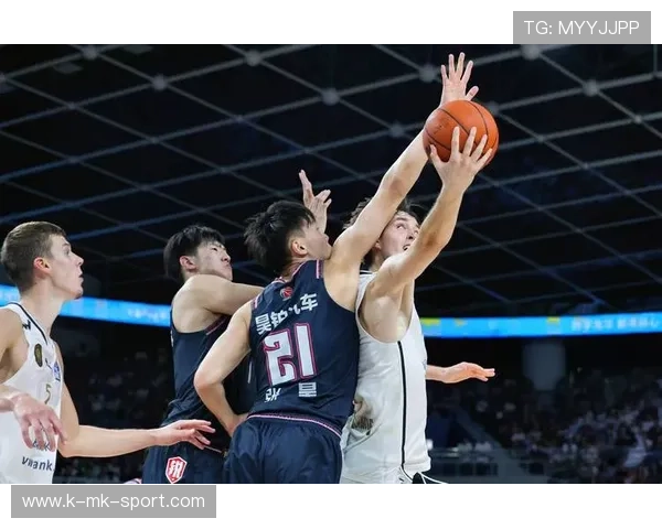 广东宏远外线压哨三分逆转对手惊艳